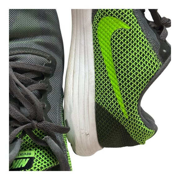 Nike Mens Revolution 3 Gray Green Running Shoes 819300-005 Size 10.5 - Picture 8 of 10